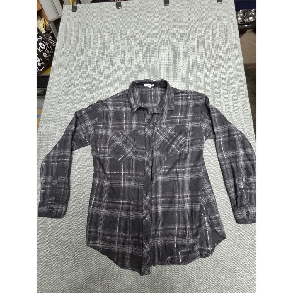 Maurices Shirt Women's Medium Charcoal Gray Plaid Long Sleeve Collared Button Up